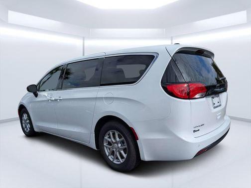 Bright White Clearcoat 2026 Chrysler Voyager LX