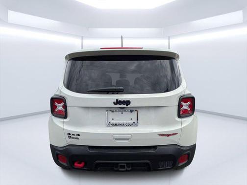 Alpine White Clearcoat 2023 Jeep Renegade Trailhawk