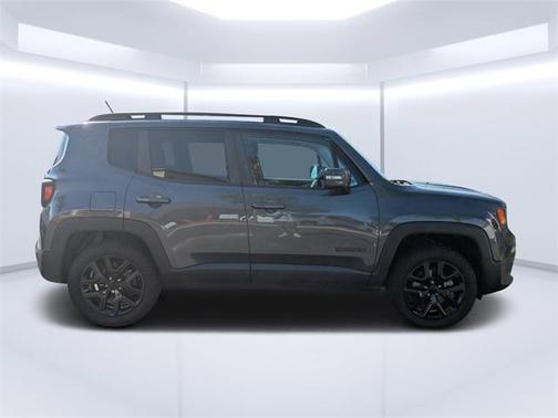 2017 Jeep Renegade Altitude