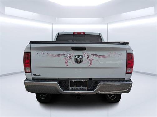 2019 RAM 1500 SLT