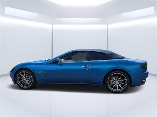 2012 Maserati GranTurismo Base