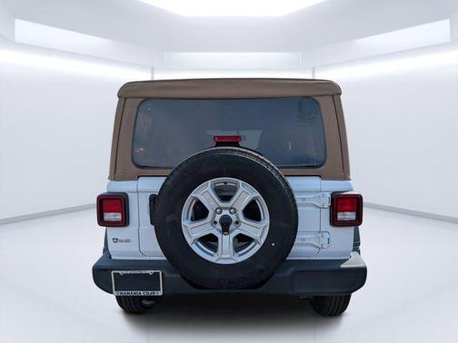 Bright White Clearcoat 2022 Jeep Wrangler Unlimited Sport