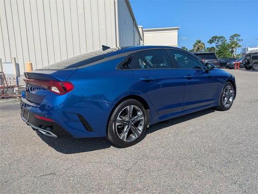 2022 Kia K5 EX