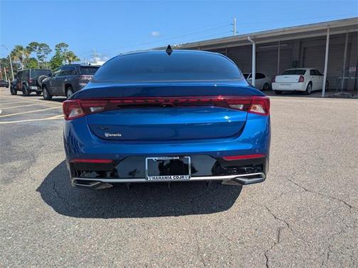 2022 Kia K5 EX