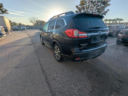 2022 Subaru Ascent Limited 8-Passenger