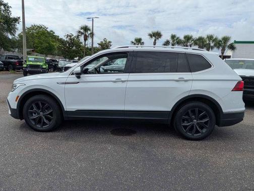 Pure White 2024 Volkswagen Tiguan 2.0T SE 4MOTION