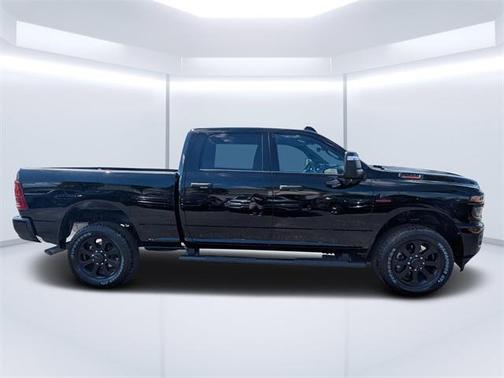 2025 RAM 2500 Big Horn Crew Cab 4x4 6'4' Box