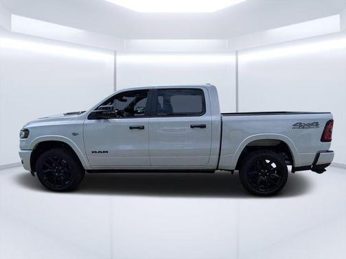 Ivory White Tri-Coat Pearlcoat 2026 RAM 1500 Laramie