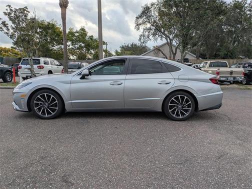 2021 Hyundai SONATA Limited
