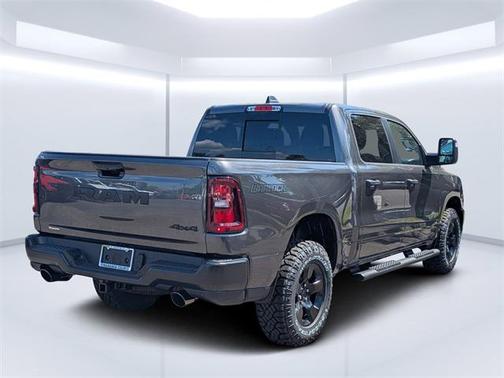 2025 RAM 1500 Warlock Crew Cab 4x4 5'7' Box