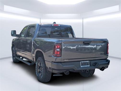 2025 RAM 1500 Warlock Crew Cab 4x4 5'7' Box