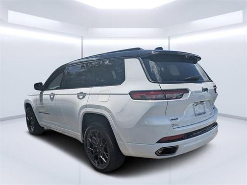 2025 Jeep Grand Cherokee L Summit Reserve