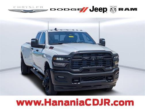 2025 RAM 3500 Tradesman Crew Cab 4x4 8' Box