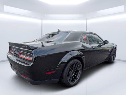 Pitch Black Clearcoat 2022 Dodge Challenger R/T Scat Pack Widebody