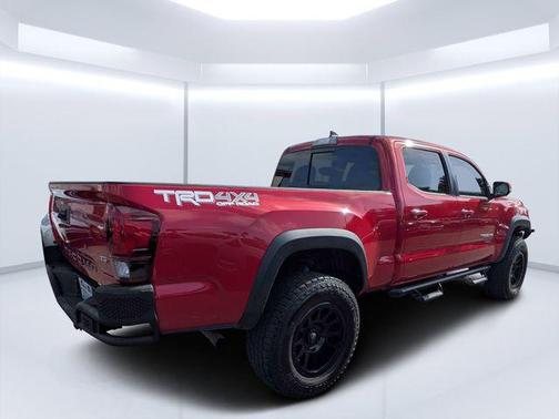 Barcelona Red Metallic 2018 Toyota Tacoma TRD Off Road