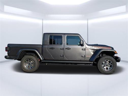 2025 Jeep Gladiator Mojave X