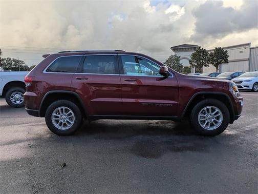 2020 Jeep Grand Cherokee Laredo