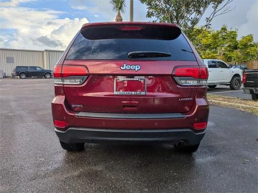 2020 Jeep Grand Cherokee Laredo