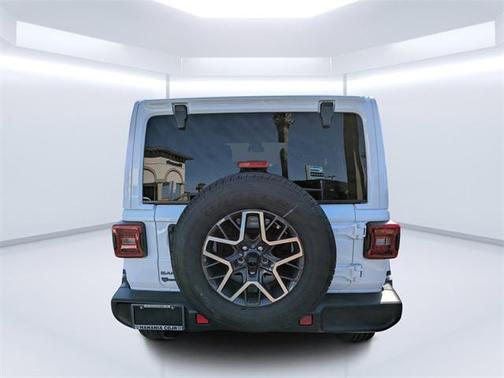 2026 Jeep Wrangler 4-Door Sahara 4x4