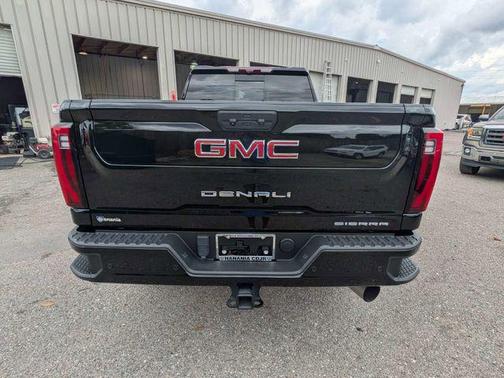 Onyx Black 2024 GMC Sierra 2500 Denali