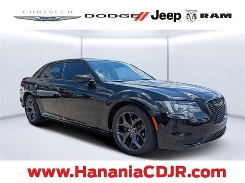 2021 Chrysler 300 Touring