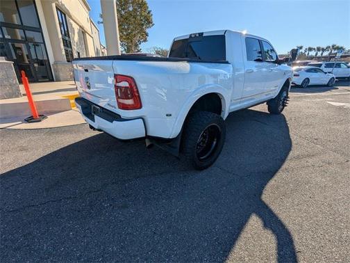 2022 RAM 3500 Limited Mega Cab 4x4 6'4' Box