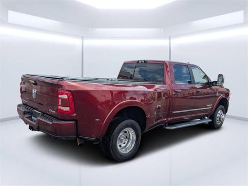 2022 RAM 3500 Limited Crew Cab 4x4 8' Box