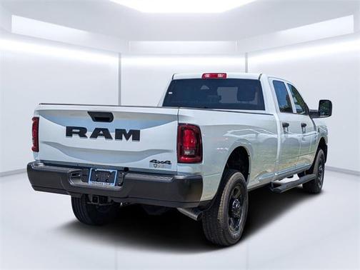 2025 RAM 3500 Tradesman Crew Cab 4x4 8' Box