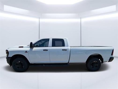 2025 RAM 3500 Tradesman Crew Cab 4x4 8' Box