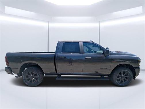2025 RAM 2500 Laramie Crew Cab 4x2 6'4' Box
