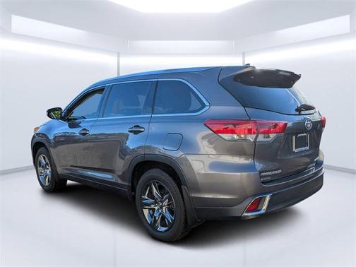 2018 Toyota Highlander Limited Platinum