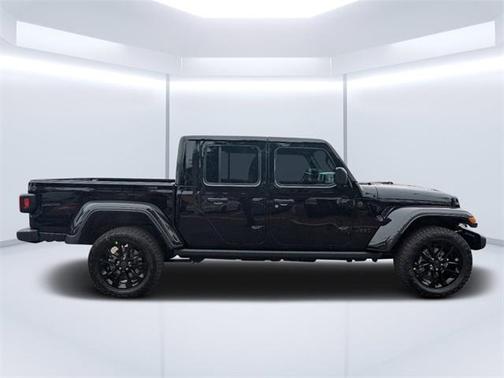 2025 Jeep Gladiator Nighthawk