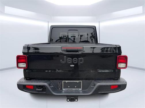 2025 Jeep Gladiator Nighthawk