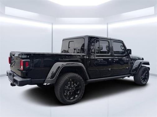 2025 Jeep Gladiator Nighthawk