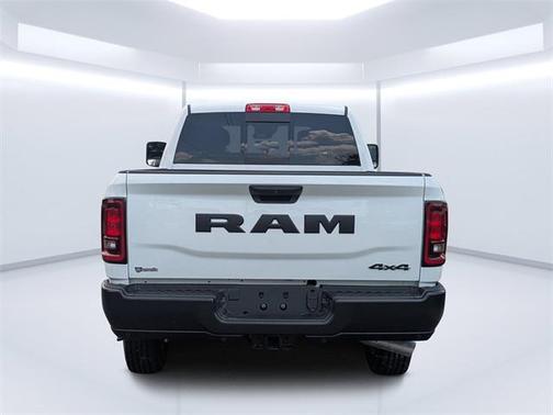 2025 RAM 2500 Tradesman Crew Cab 4x4 6'4' Box