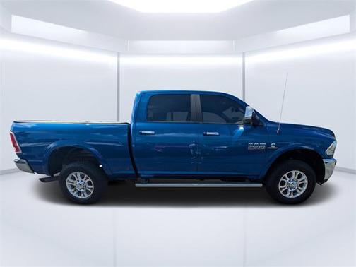 2018 RAM 2500 Laramie Crew Cab 4x4 6'4' Box