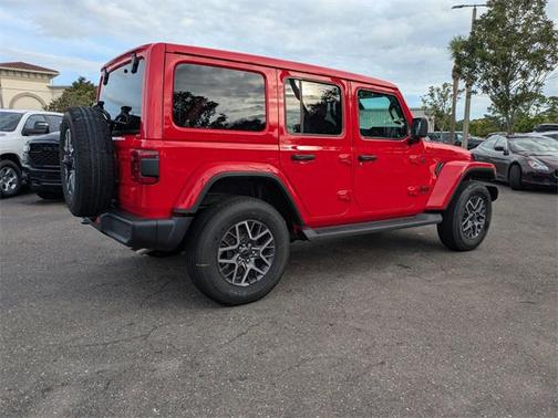 2025 Jeep Wrangler 4-Door Sahara 4x4