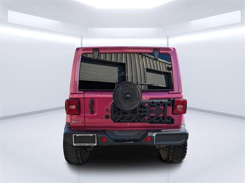 2024 Jeep Wrangler 4-Door Sahara 4x4