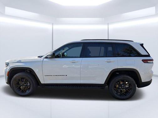 2026 Jeep Grand Cherokee Altitude