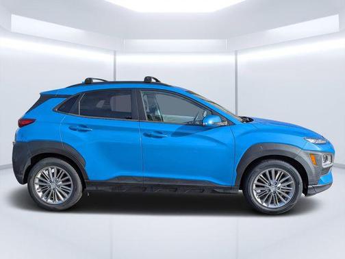 2021 Hyundai KONA SEL Plus