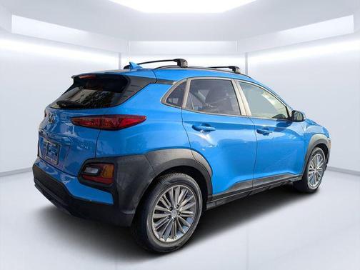 2021 Hyundai KONA SEL Plus