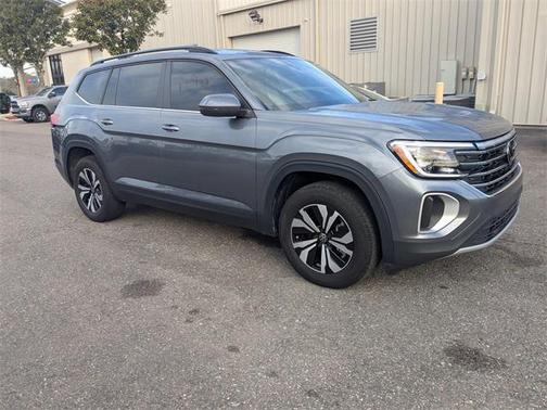 2024 Volkswagen Atlas 2.0T SE