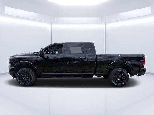 Diamond Black Crystal Pearlcoat 2026 RAM 2500 Limited Mega Cab 4x4 6'4' Box