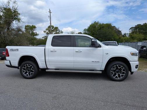 Bright White Clearcoat 2026 RAM 1500 Laramie