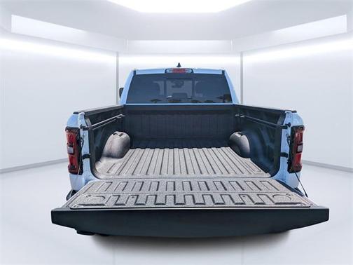 2025 RAM 1500 Warlock Crew Cab 4x4 5'7' Box