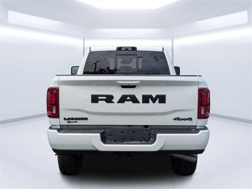 2025 RAM 2500 Laramie Crew Cab 4x4 6'4' Box