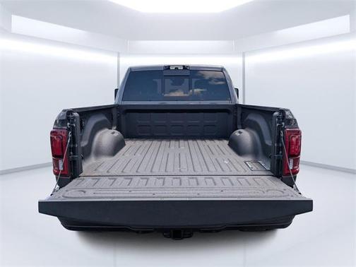 2025 RAM 2500 Laramie Crew Cab 4x2 6'4' Box