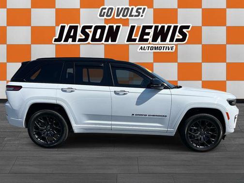 Bright White Clearcoat 2025 Jeep Grand Cherokee Summit