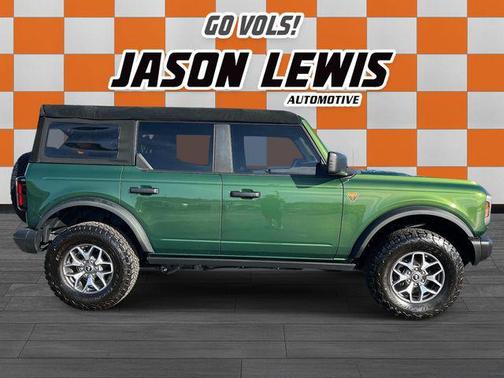 Eruption Green Metallic 2023 Ford Bronco Badlands