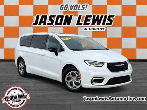 Bright White Clearcoat 2024 Chrysler Pacifica Limited